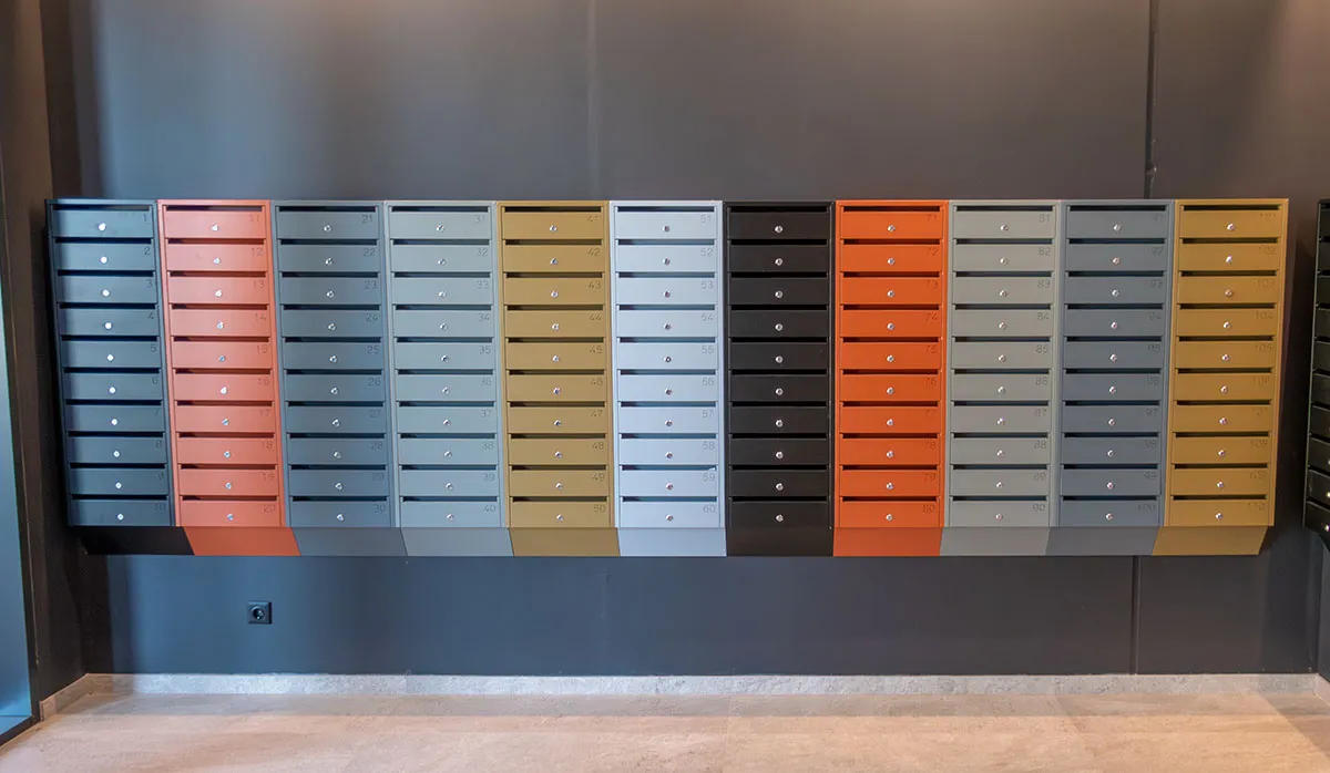 Įmontuota į sieną nerūdijančio plieno pašto dėžutė